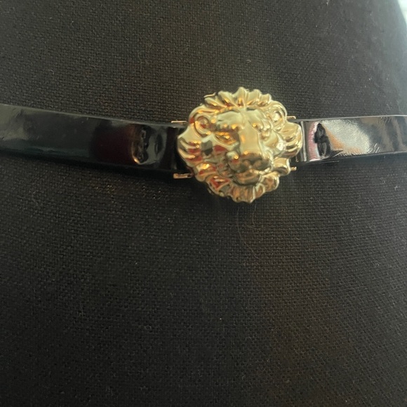 Vintage Accessocraft Gold lion head black and gold belt - Picture 2 of 4